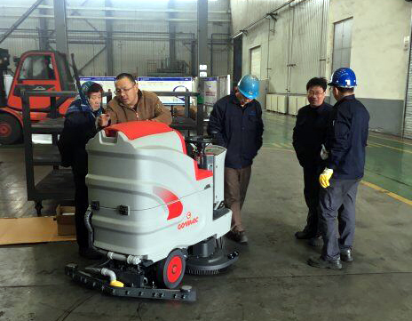 工廠(chǎng)掃地機(jī)